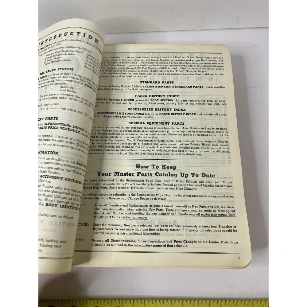 1960 Pontiac and Vauxhall Master Parts and Accessories Catalog General Motors